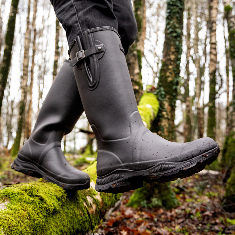 LeMieux Mens Ultra Stride Wellington Boots in Black-1